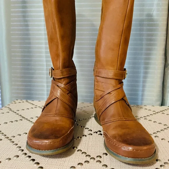 Miz Mooz Boots - Picture 2 of 6